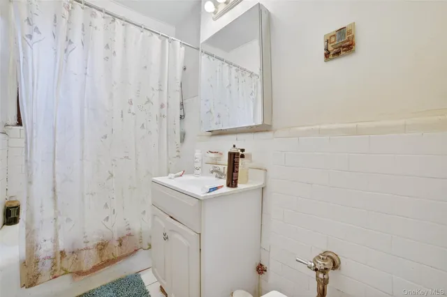 $125,000 | 673 Locust Street, Unit 1F, Mount Vernon, NY 10552