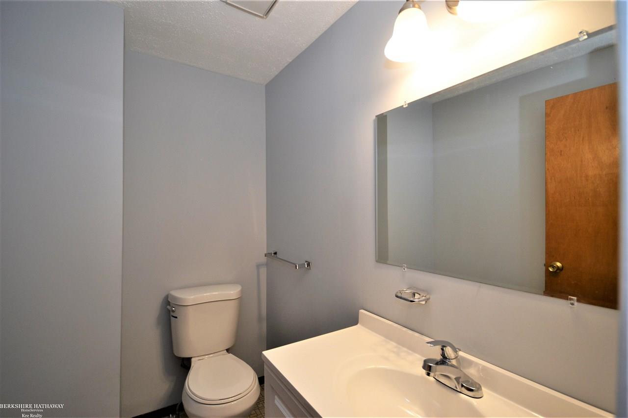 3180 Wakefield Road Berkley, MI 48072 - Photo 24 of 31 50061873-23.JPG