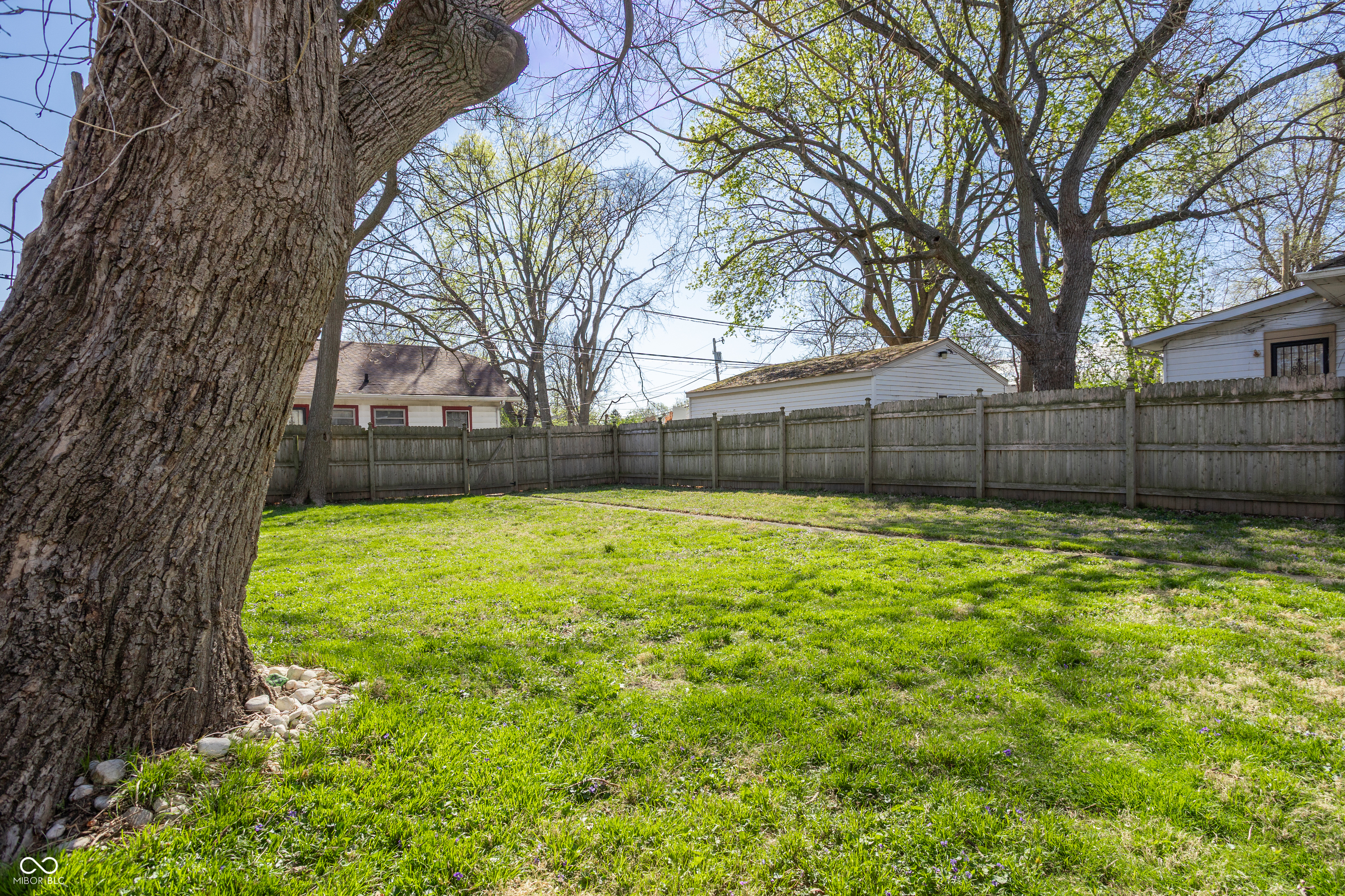 4031 Rookwood Avenue Indianapolis, IN 46208 - Photo 14 of 15