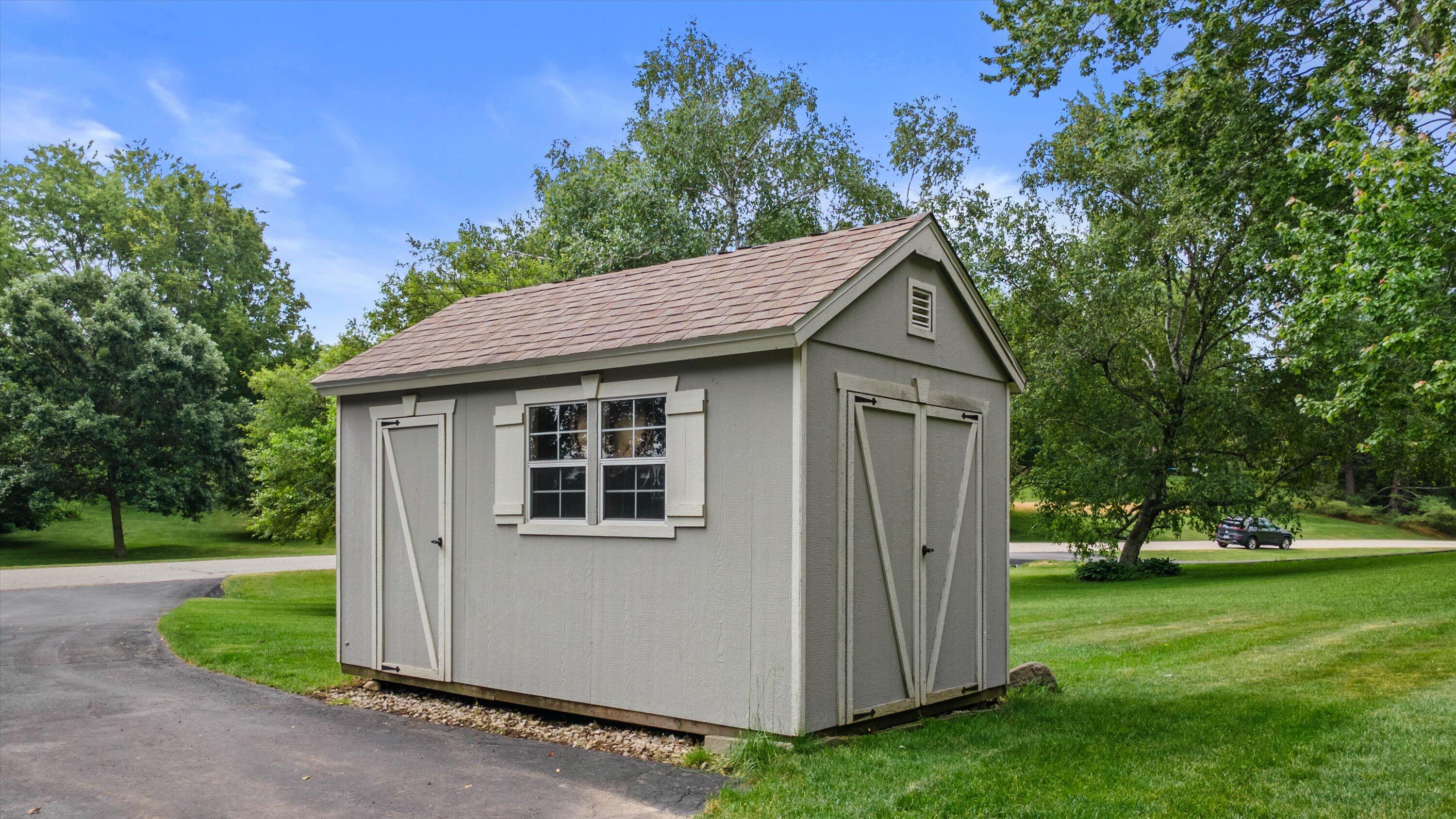 W290S2811 Carmarthen Road Genesee, WI 53188 - Photo 39 of 49 Shed