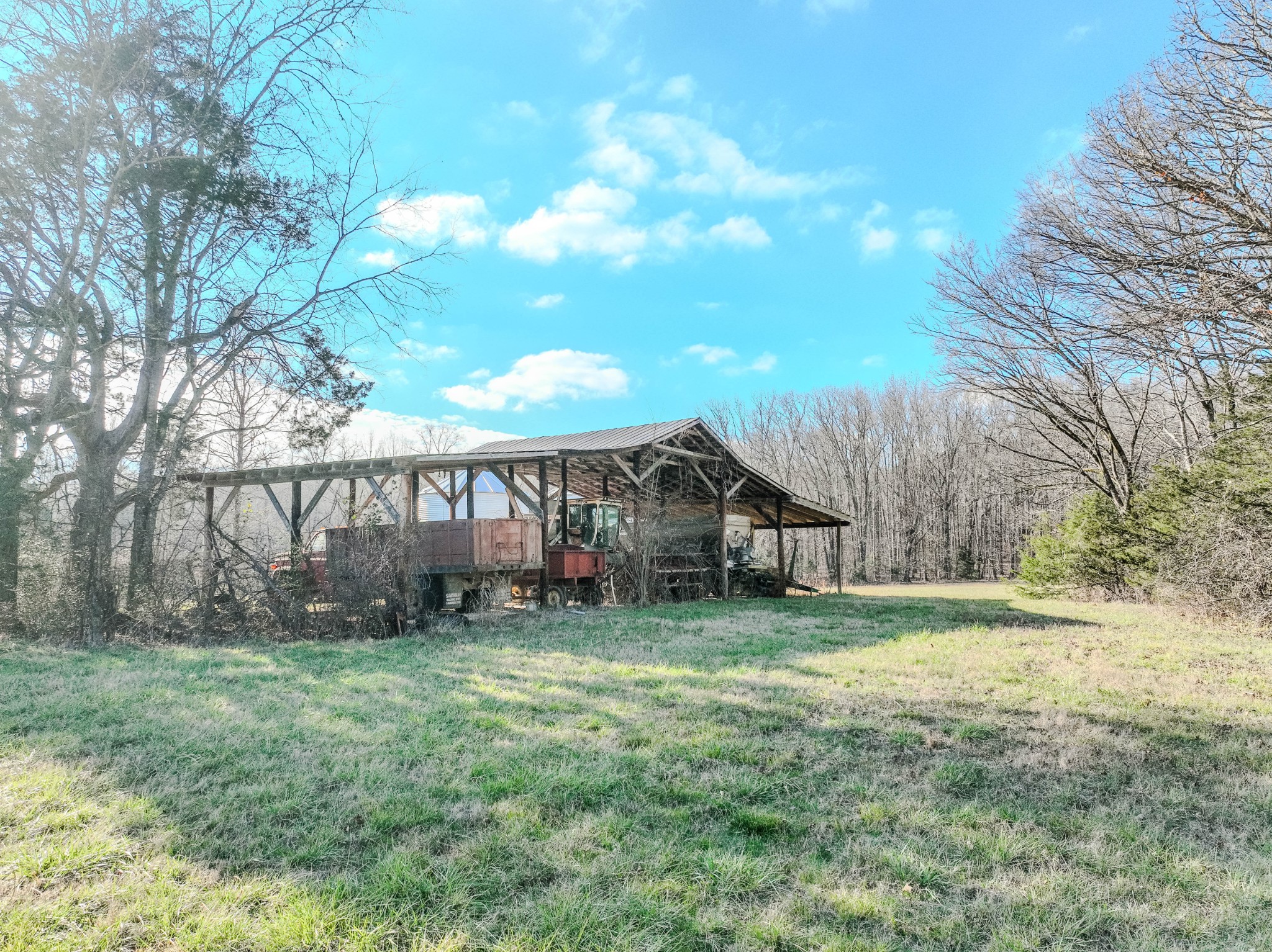5026 Tinin Road Clifton, TN 38425 - Photo 11 of 39