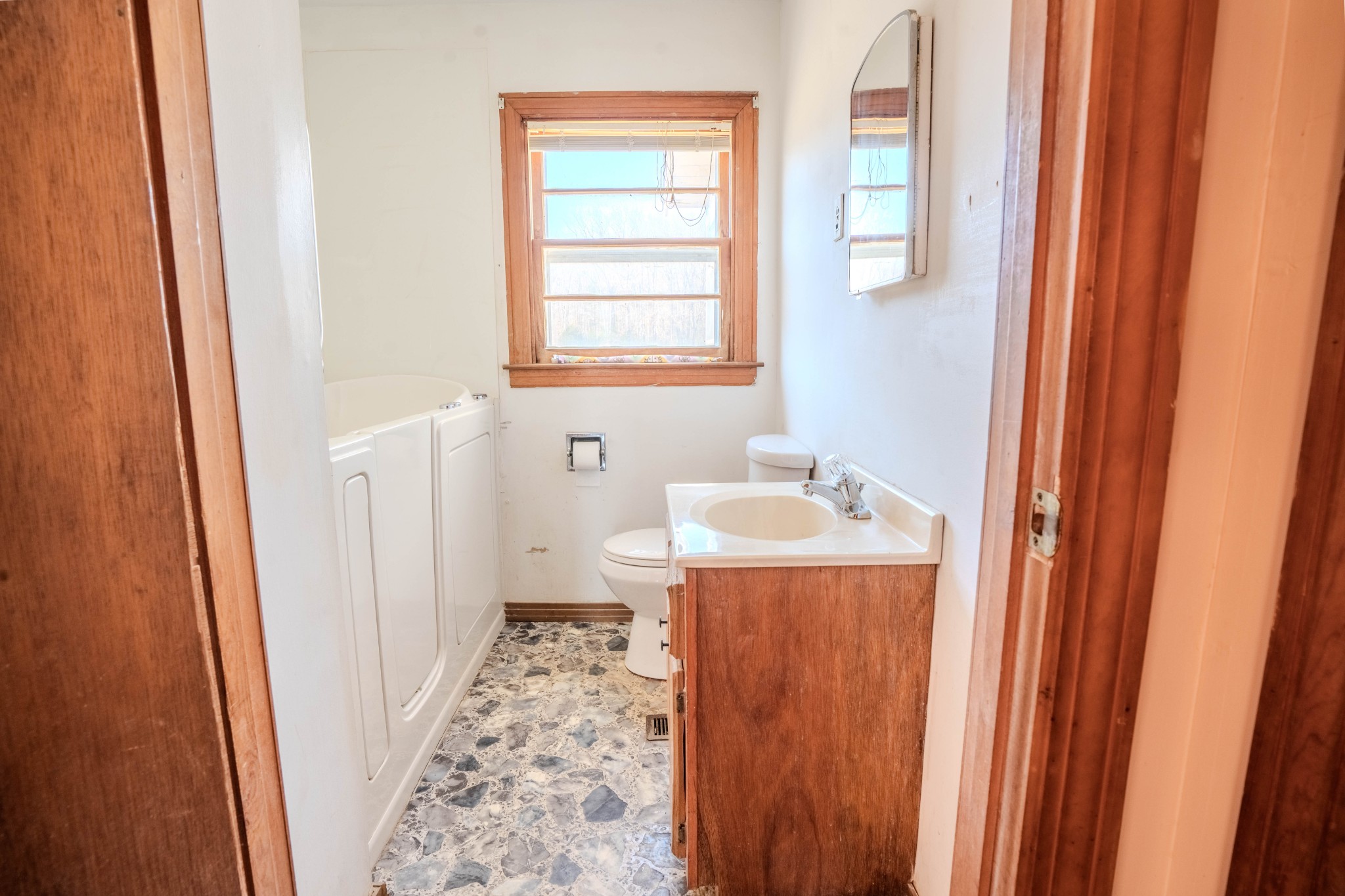 5026 Tinin Road Clifton, TN 38425 - Photo 32 of 39