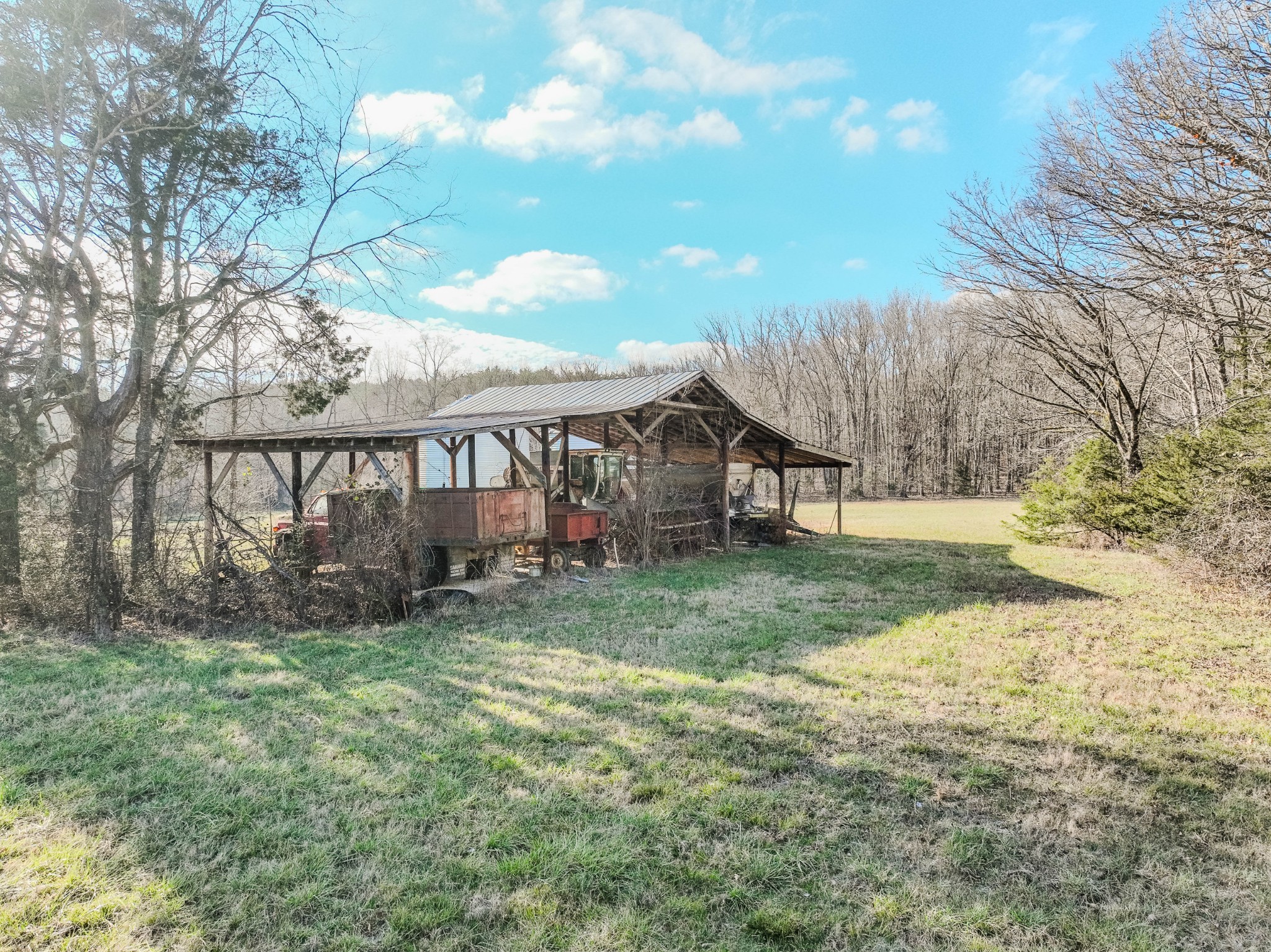 5026 Tinin Road Clifton, TN 38425 - Photo 10 of 39
