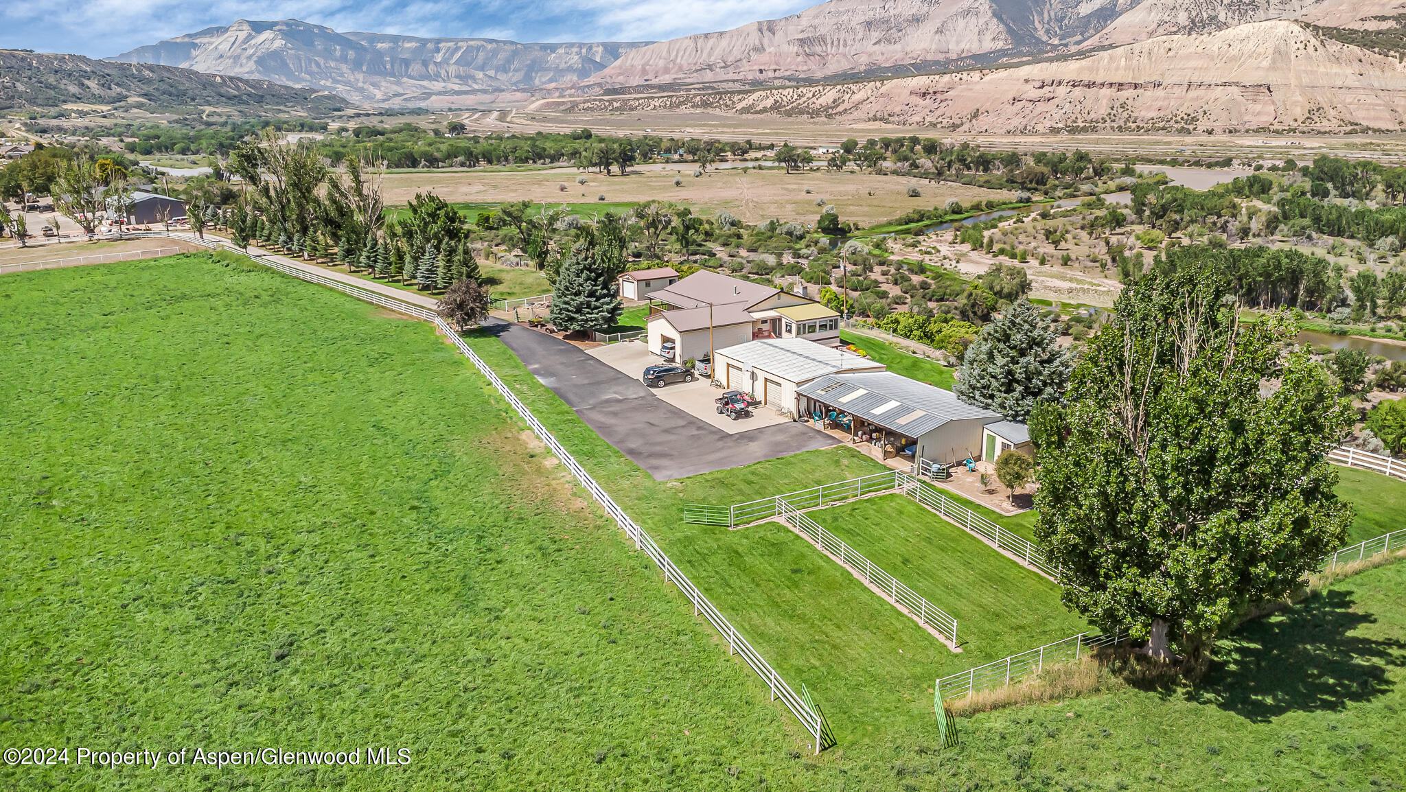 309 County Road, Parachute, CO 81635 Compass