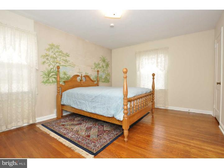 517 Glendale Road Havertown, PA 19083 - Photo 11 of 19 Bedroom