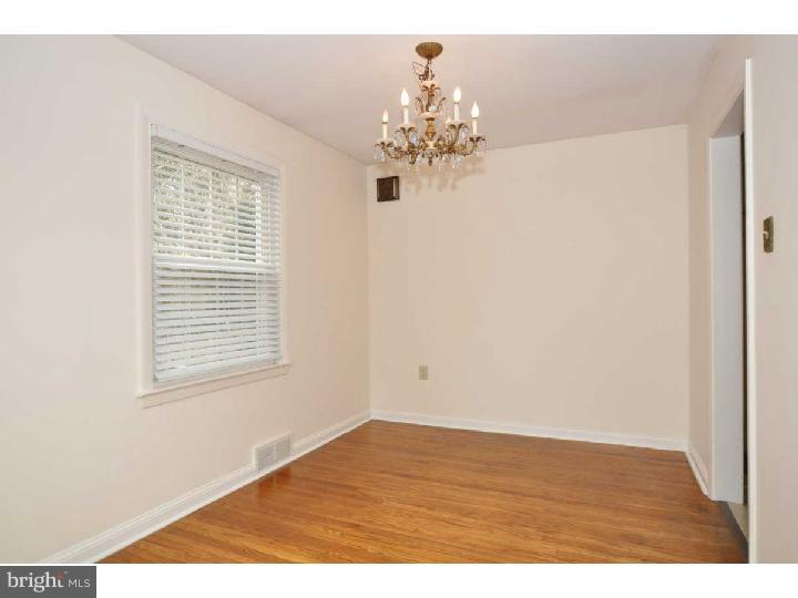 517 Glendale Road Havertown, PA 19083 - Photo 5 of 19 Dining Room