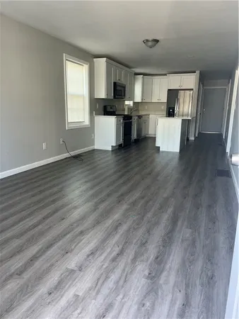 $2,300 | 109 Bowdoin Street, Unit 1, Providence, RI 02909