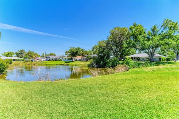 $680,000 | 1907 37th Street West, Bradenton, FL 34205