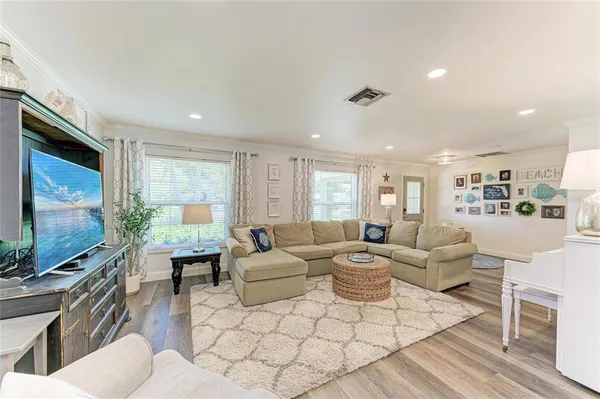 $680,000 | 1907 37th Street West, Bradenton, FL 34205