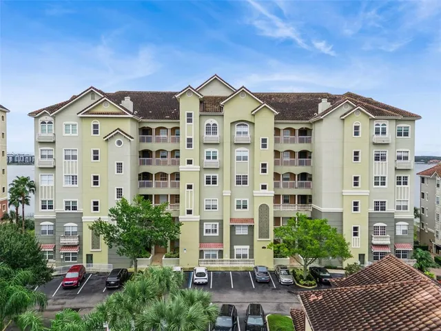 $465,000 | 8761 The Esplanade, Unit 5, Orlando, FL 32836