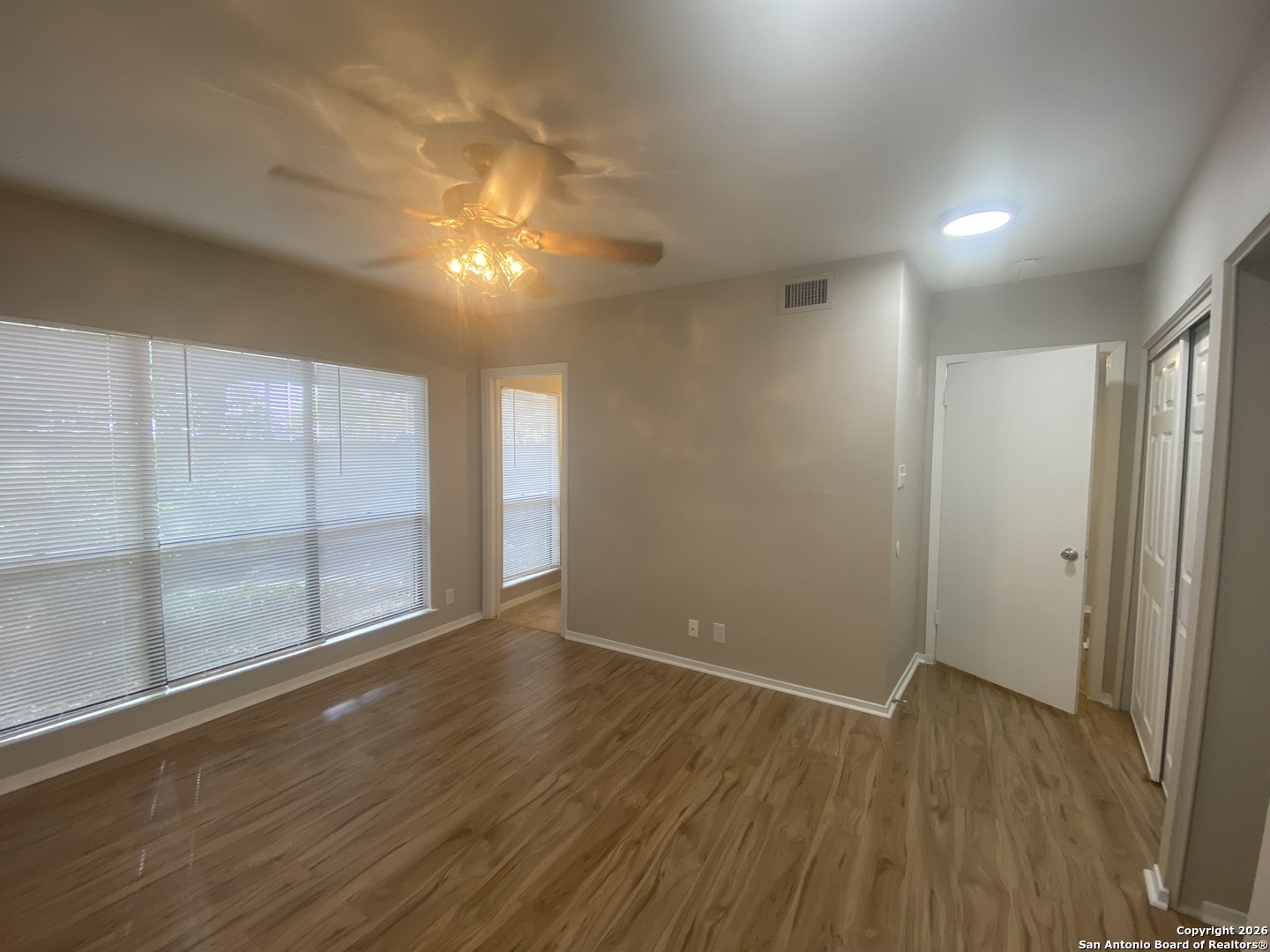 8642 Fredericksburg Road, Unit 405 San Antonio, TX 78240 - Photo 20 of 22