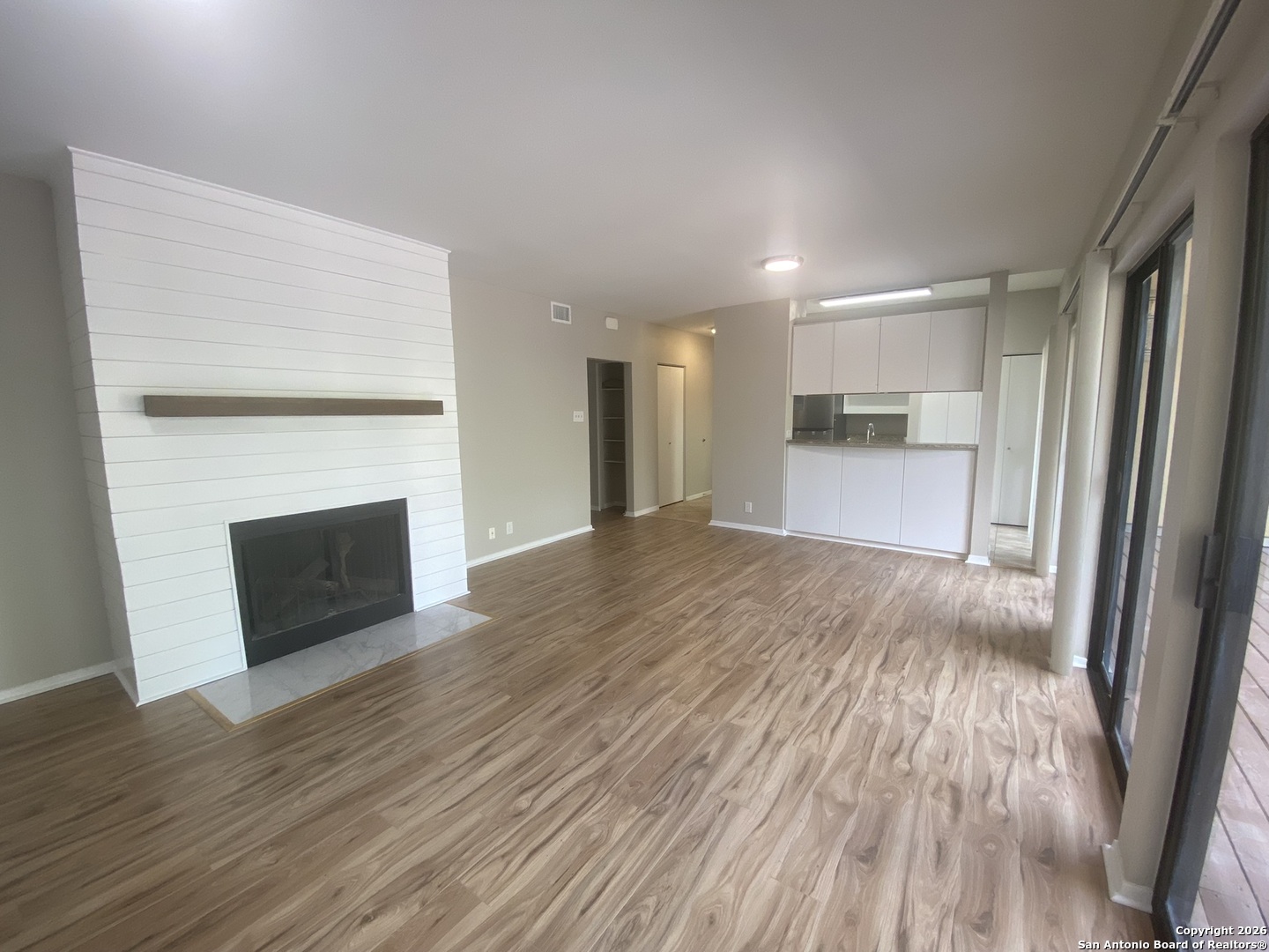 8642 Fredericksburg Road, Unit 405 San Antonio, TX 78240 - Photo 9 of 22