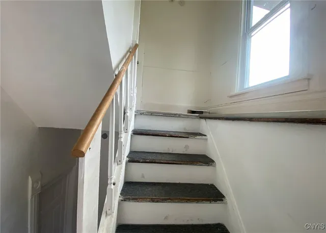 $160,000 | 163 West Matson Avenue, Syracuse, NY 13205