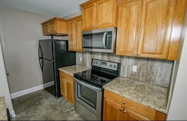 $1,565 | 540 South 1st Street, Unit D, Ponchatoula, LA 70454