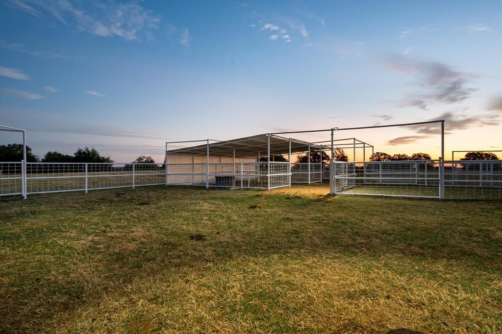 1209 Southwest County Road Corsicana, TX 75109 - Photo 17 of 27 a view of a large trees with a big yard