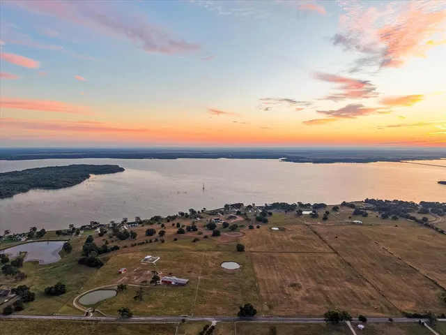 $597,500 | 1209 Southwest County Road, Corsicana, TX 75109