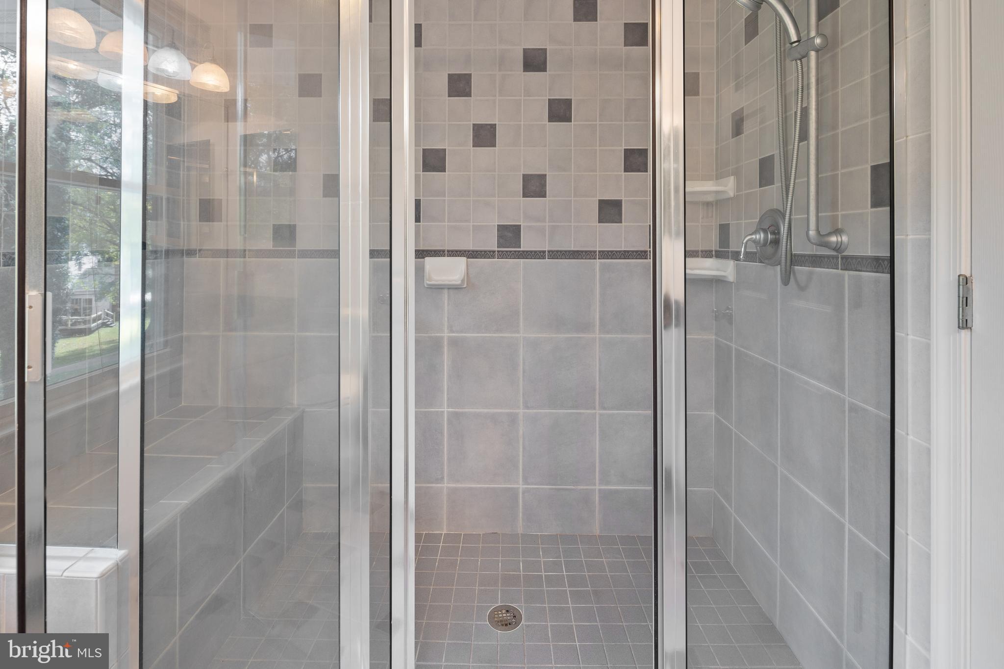 5014 Round Tower Place Columbia, MD 21044 - Photo 20 of 47 Large shower