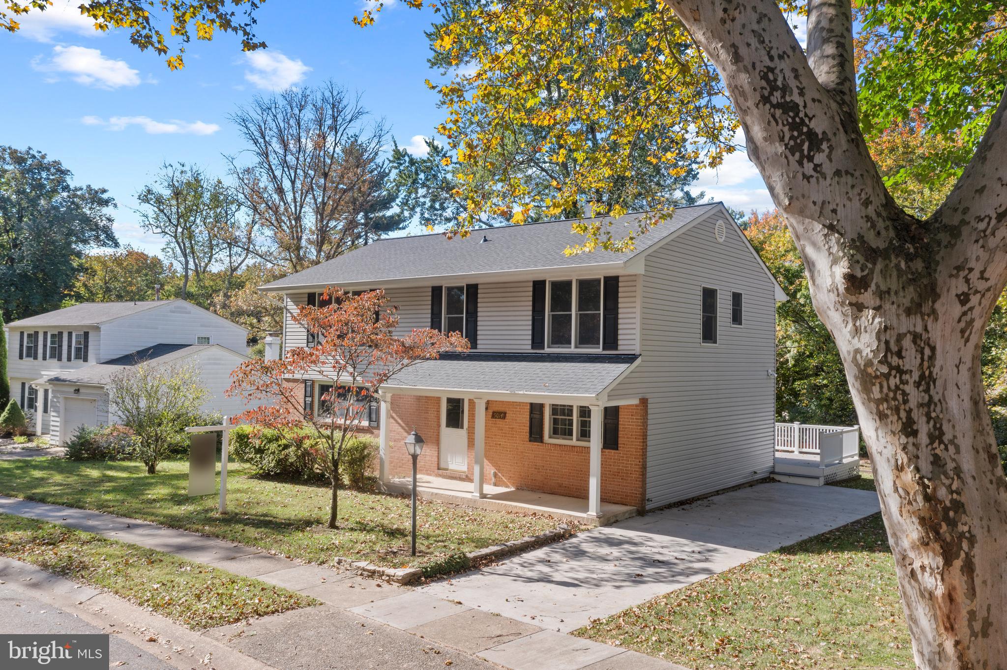 5014 Round Tower Place Columbia, MD 21044 - Photo 39 of 47 Convenient sidewalks