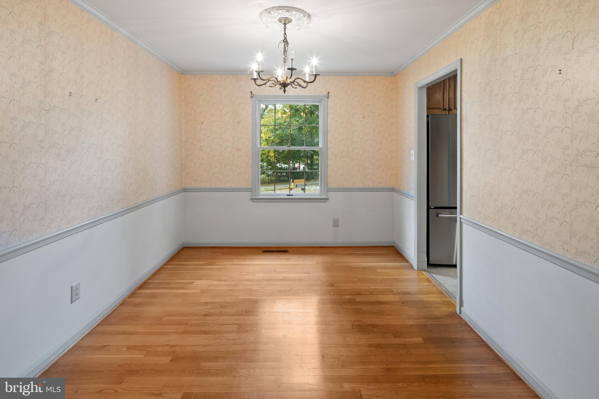 5014 Round Tower Place Columbia, MD 21044 - Photo 9 of 47 Dining room