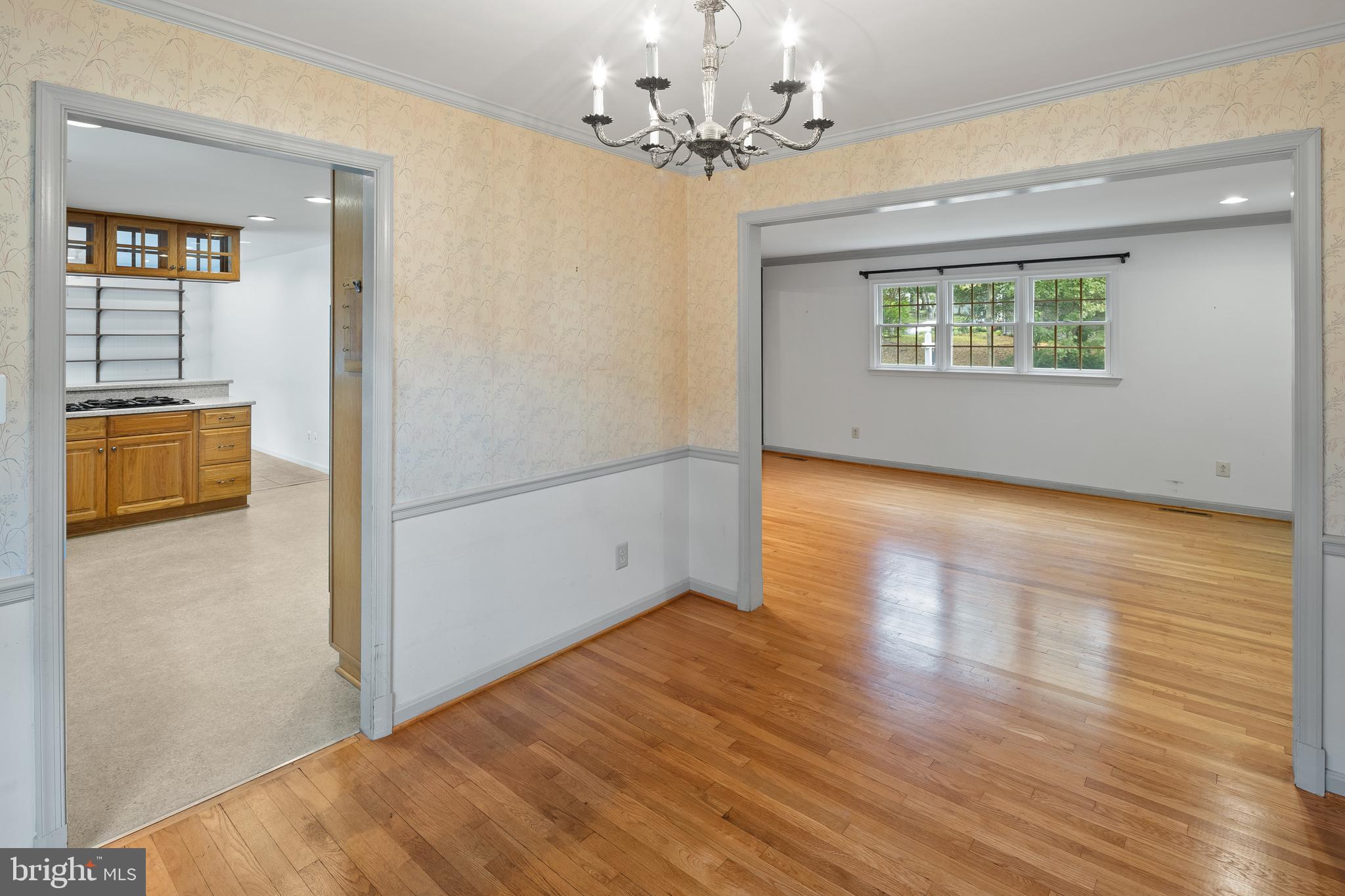 5014 Round Tower Place Columbia, MD 21044 - Photo 10 of 47 Dining room