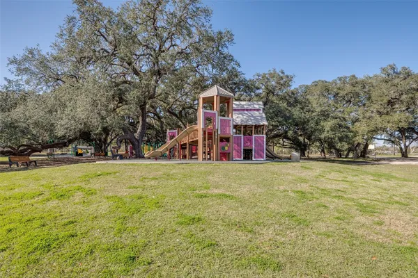 $228,990 | 2600 Patriot Run, Bay City, TX 77414