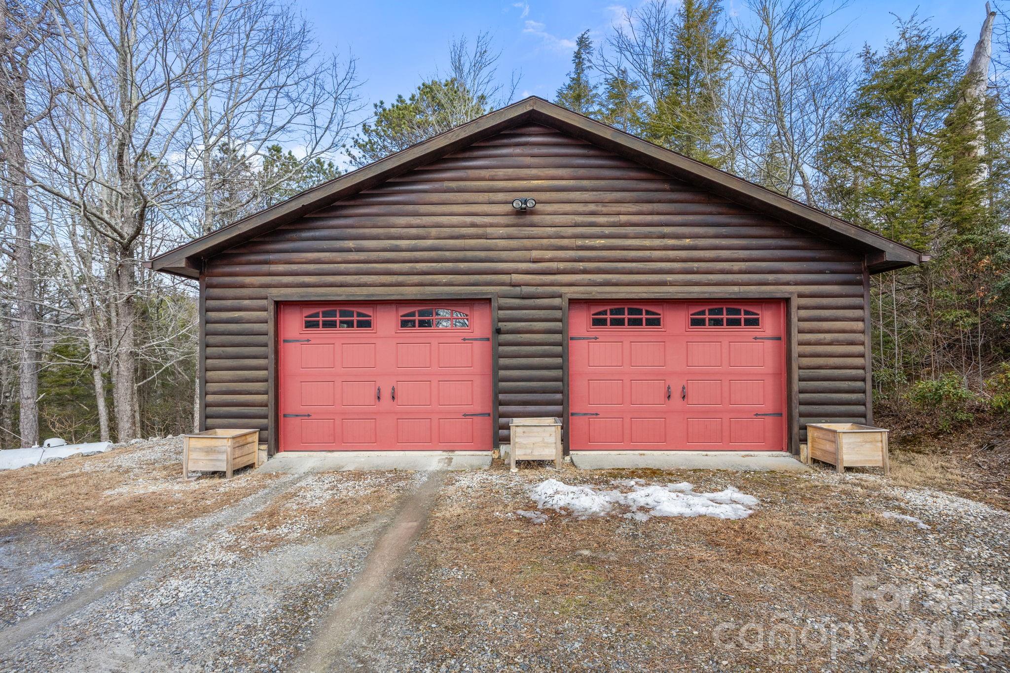 951 Pine Tree Road Spruce Pine, NC 28777 - Photo 17 of 48