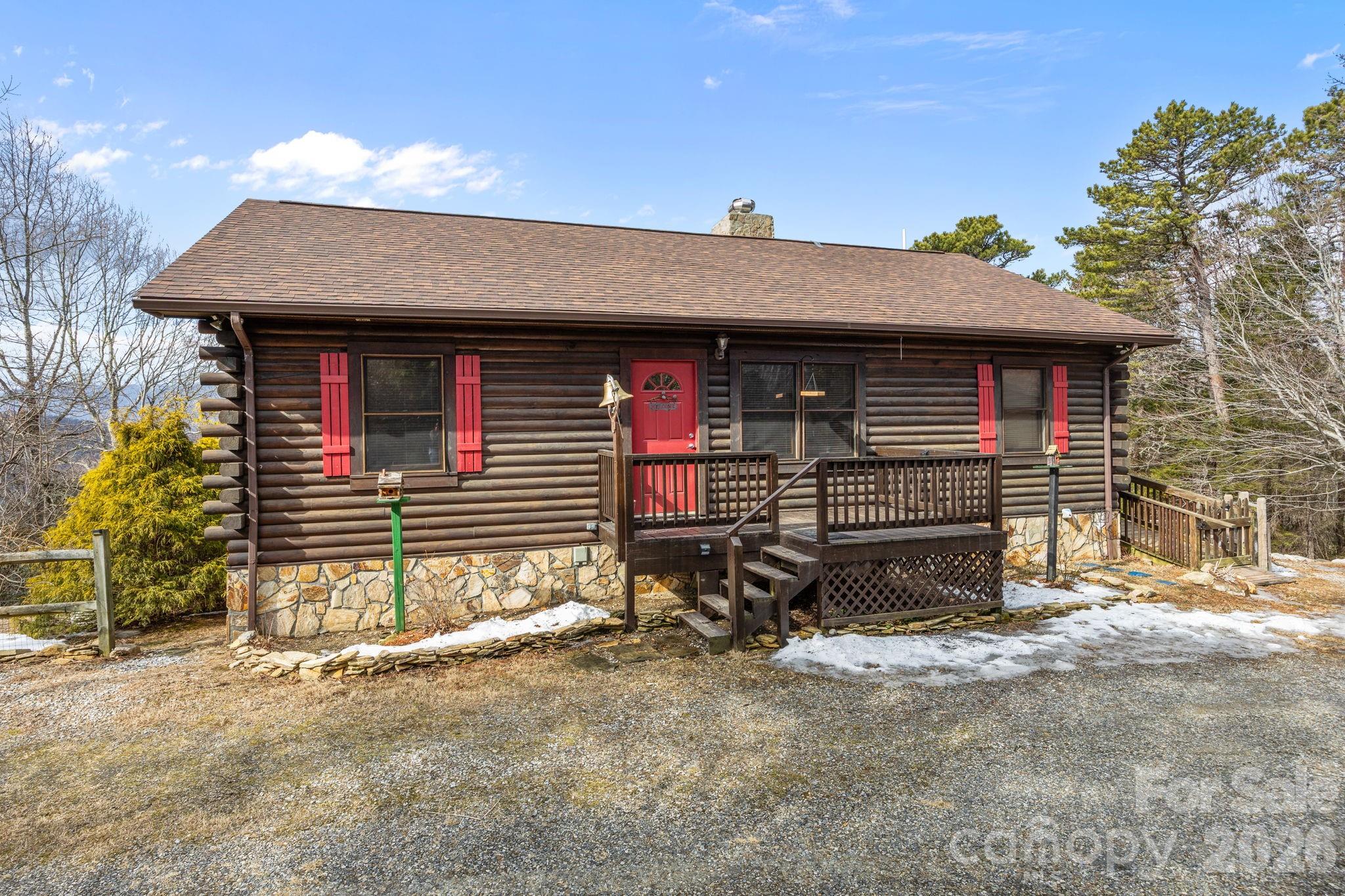 951 Pine Tree Road Spruce Pine, NC 28777 - Photo 2 of 48