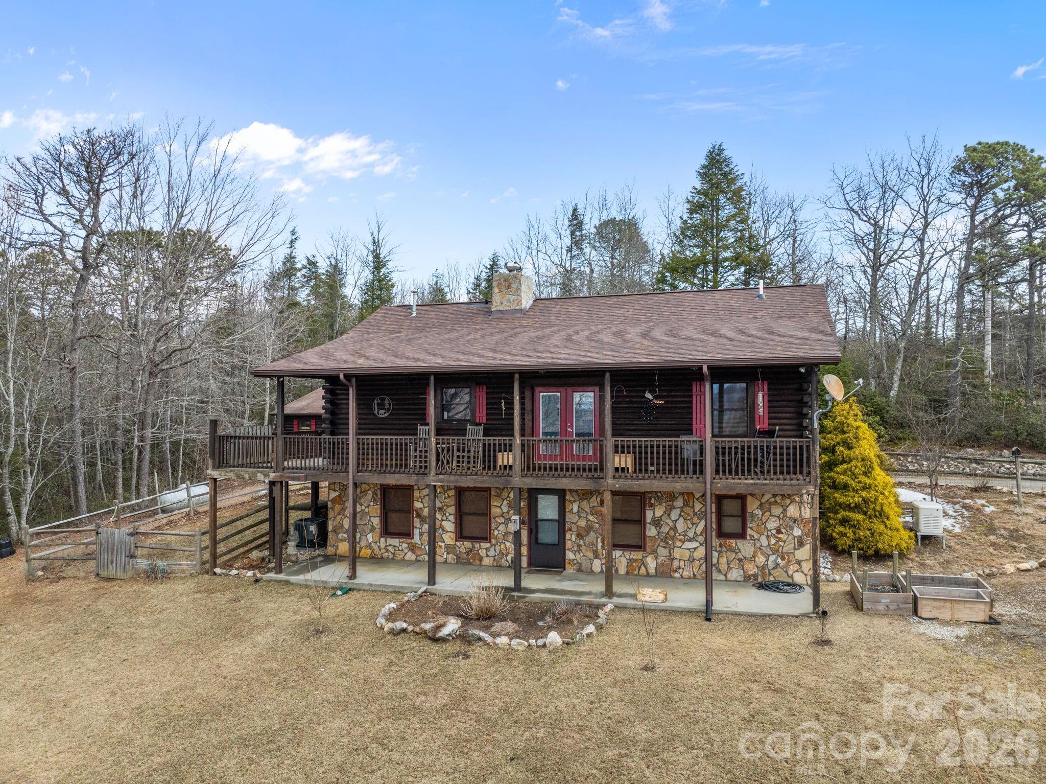 951 Pine Tree Road Spruce Pine, NC 28777 - Photo 4 of 48