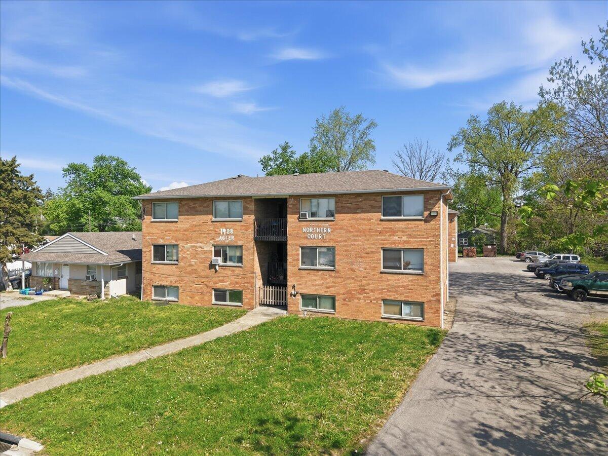1928 Agler Road Columbus, OH 43224 - Photo 3 of 53 03-Front Right