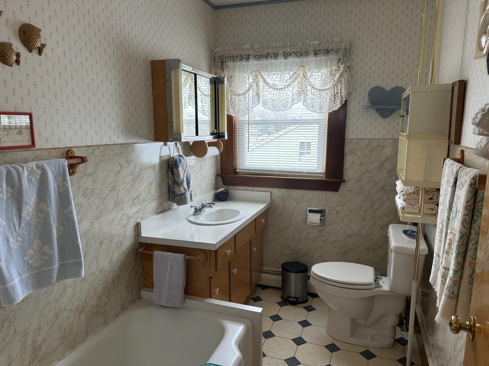 407 Coos Street Berlin, NH 03570 - Photo 17 of 36