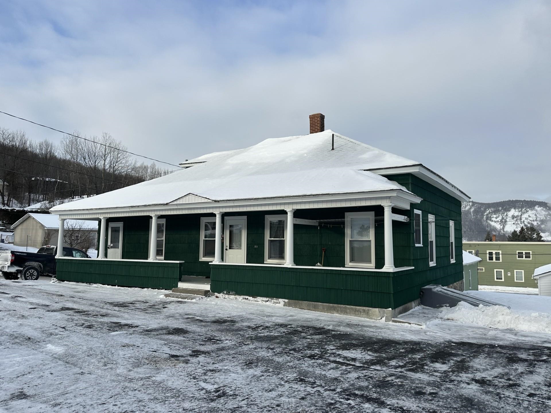 407 Coos Street Berlin, NH 03570 - Photo 2 of 36