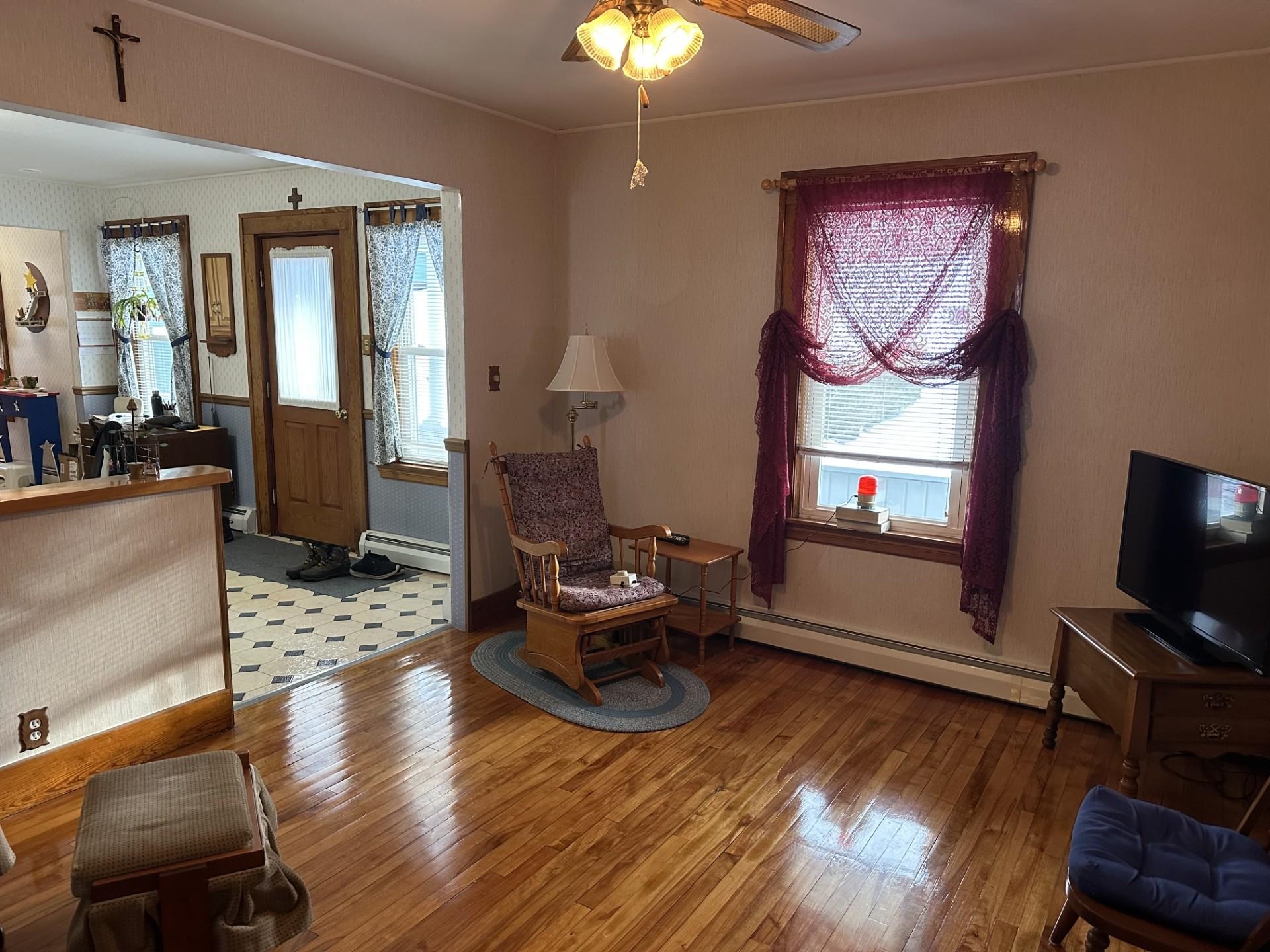 407 Coos Street Berlin, NH 03570 - Photo 7 of 36