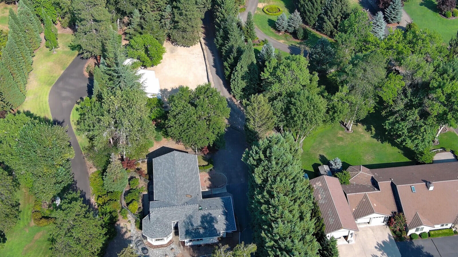 359 Rene Drive Shady Cove, OR 97539 - Photo 46 of 67 25_rd_25_mls