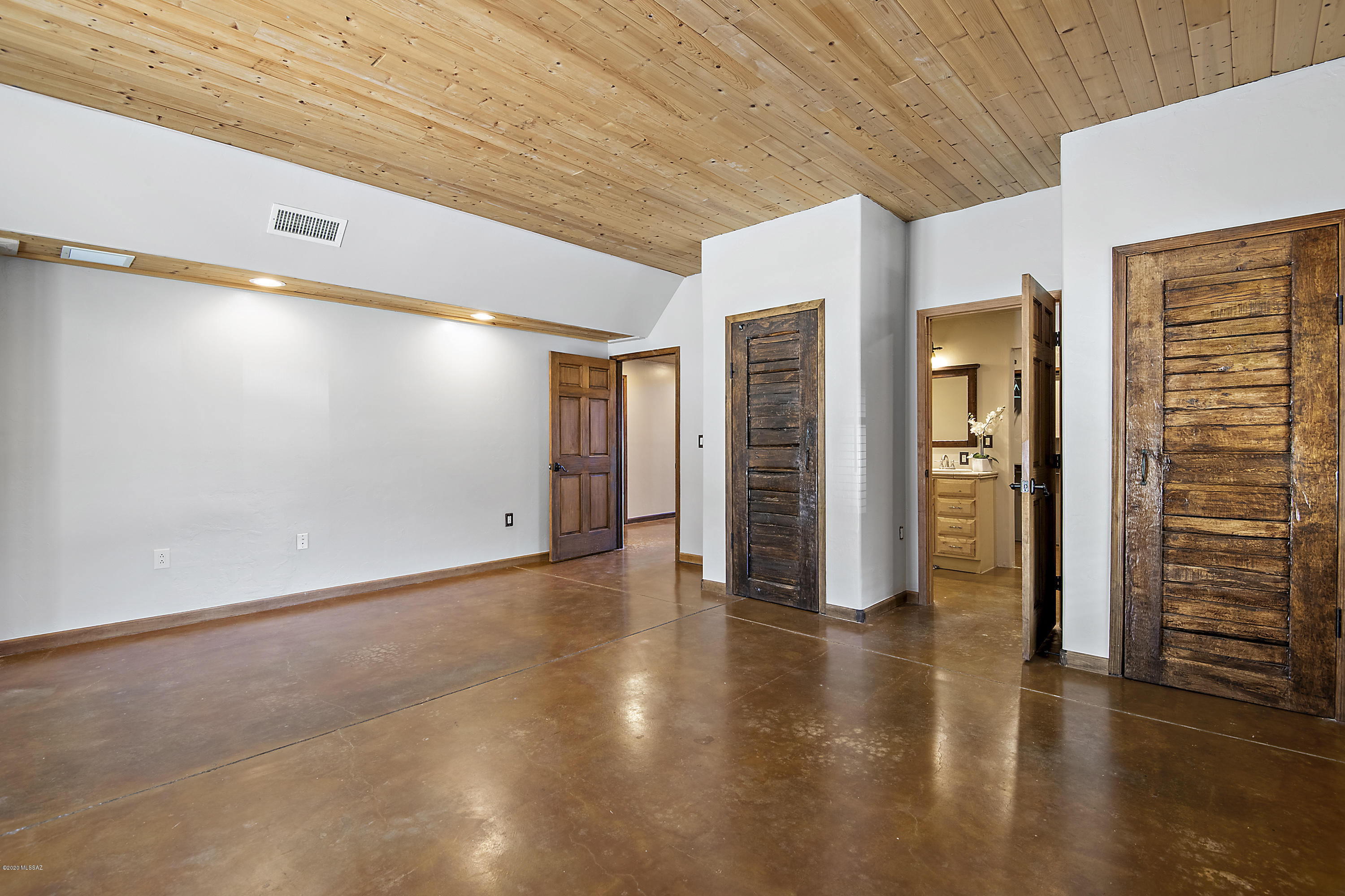 531 South Cody Loop Road Oracle, AZ 85623 - Photo 23 of 50