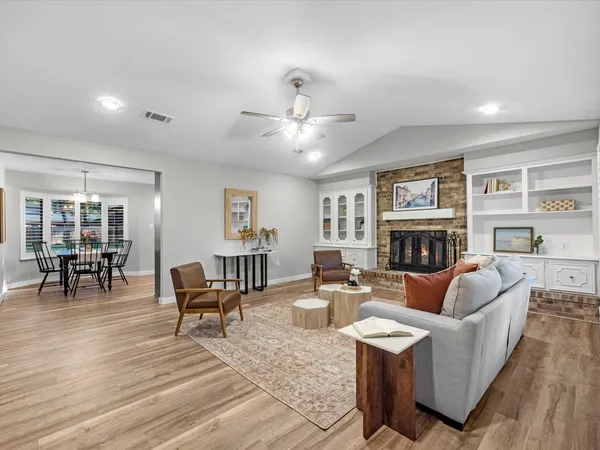 $265,000 | 2126 Eagle Point Road, Crosby, TX 77532