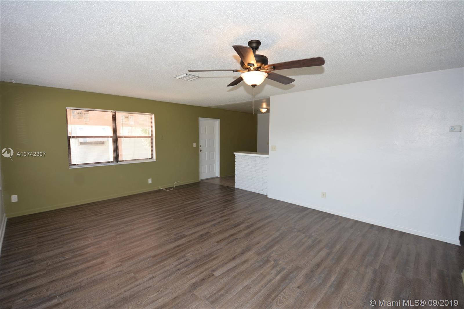 380 West 28th Street Riviera Beach, FL 33404 - Photo 2 of 39 Gallery Image 2