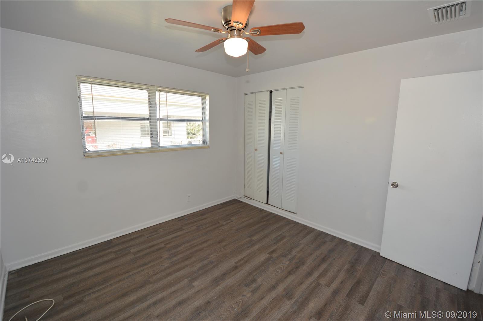 380 West 28th Street Riviera Beach, FL 33404 - Photo 21 of 39 Gallery Image 21