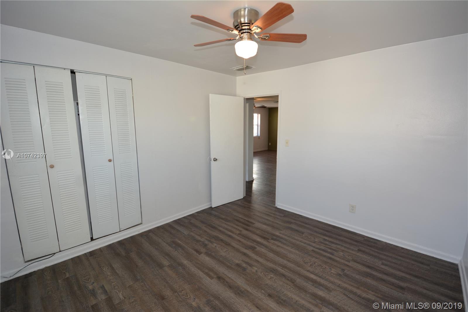 380 West 28th Street Riviera Beach, FL 33404 - Photo 22 of 39 Gallery Image 22
