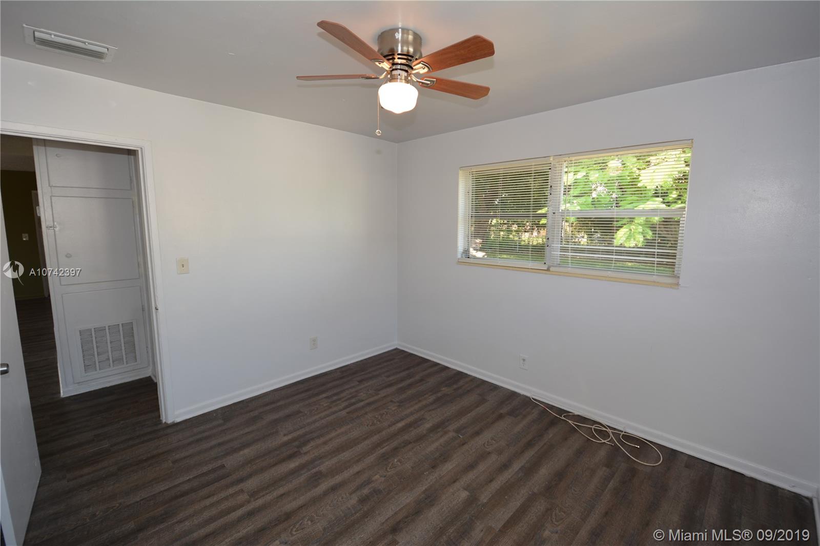 380 West 28th Street Riviera Beach, FL 33404 - Photo 23 of 39 Gallery Image 23