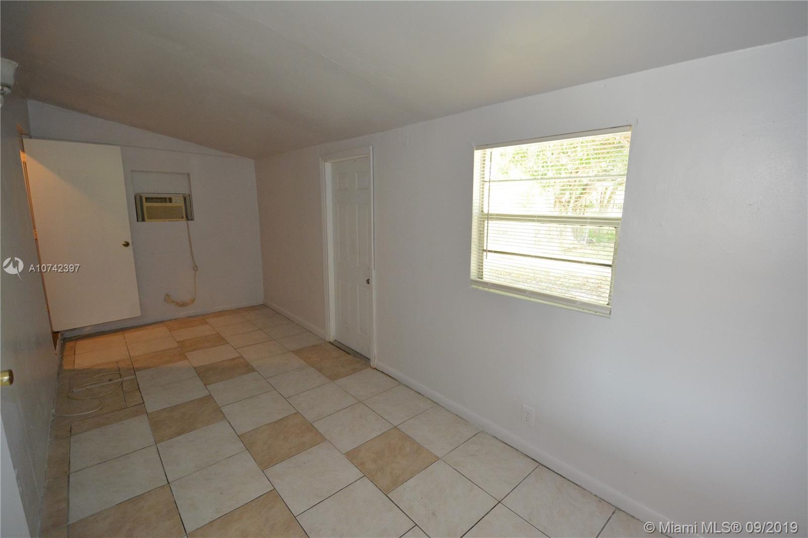 380 West 28th Street Riviera Beach, FL 33404 - Photo 24 of 39 Gallery Image 24