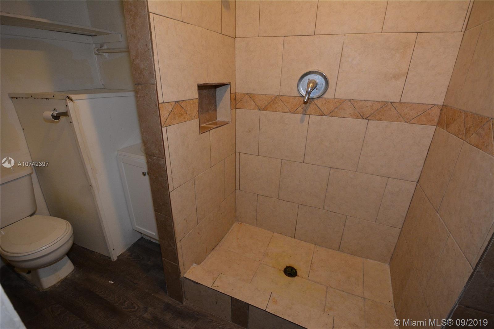 380 West 28th Street Riviera Beach, FL 33404 - Photo 28 of 39 Gallery Image 28