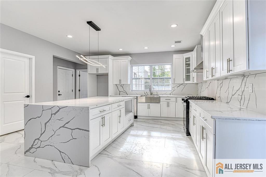 25 Maida Road Edison, NJ 08820 - Photo 16 of 37