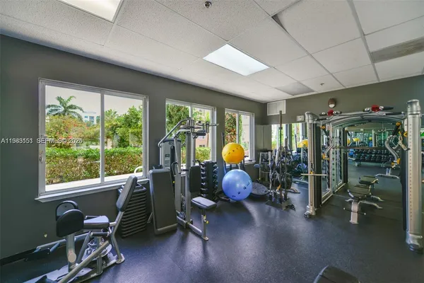 $5,750 | 145 Jefferson Avenue, Unit 445, Miami Beach, FL 33139