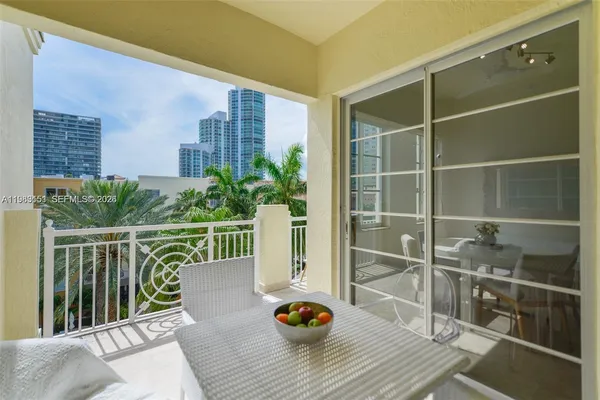 $5,750 | 145 Jefferson Avenue, Unit 445, Miami Beach, FL 33139