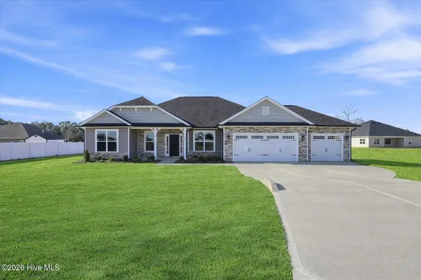 $375,500 | 103 Brighton Street, La Grange, NC 28551