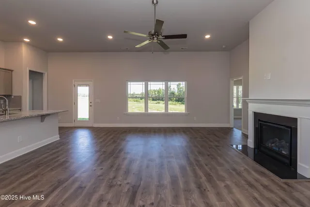 $375,500 | 103 Brighton Street, La Grange, NC 28551