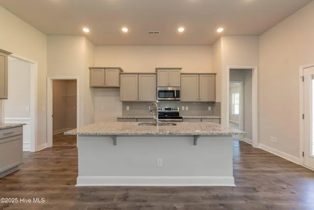 $375,500 | 103 Brighton Street, La Grange, NC 28551