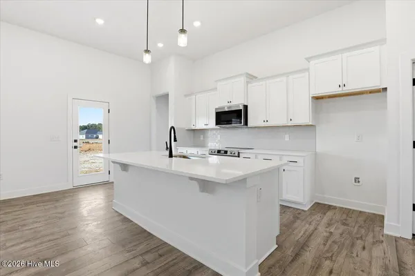 $375,500 | 103 Brighton Street, La Grange, NC 28551