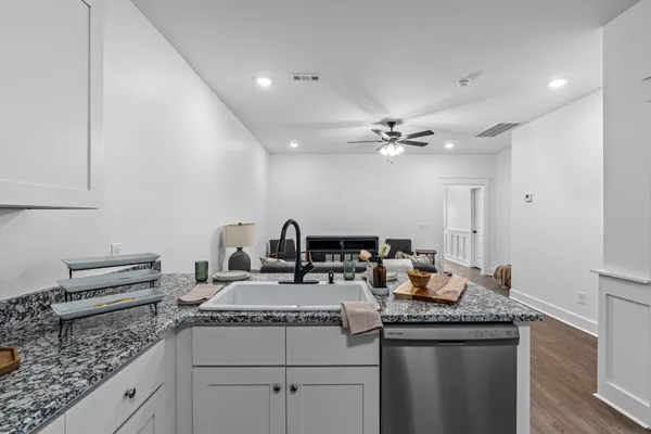 $284,900 | 705 South Wall Street, Shelbyville, TN 37160