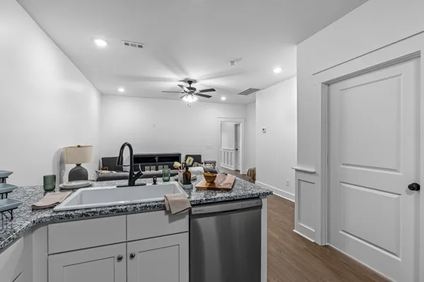 $284,900 | 705 South Wall Street, Shelbyville, TN 37160